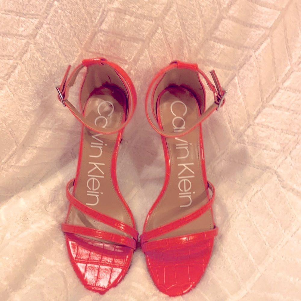 New WOT Calvin Klein Coral Lali Heel